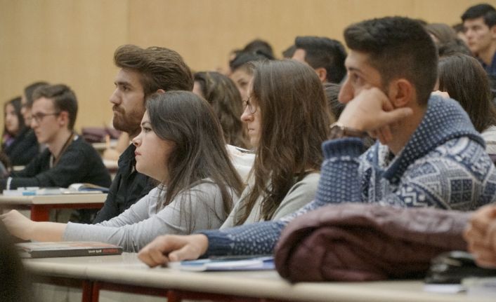 Ortaokullardan liseye geçişte TEOG’un kaldırılmasının ardından yeni sistemin ayrıntıları netleşti.