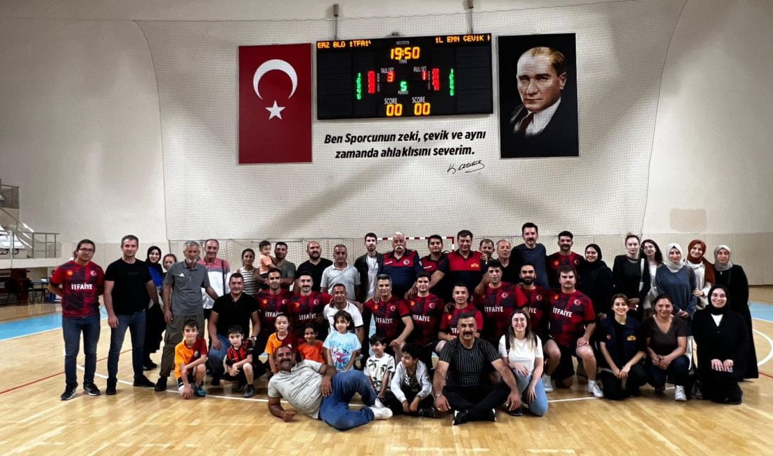 Erzincan Belediyesi İtfaiye Müdürlüğü Voleybol Takımı Yarı Finale Yükseldi