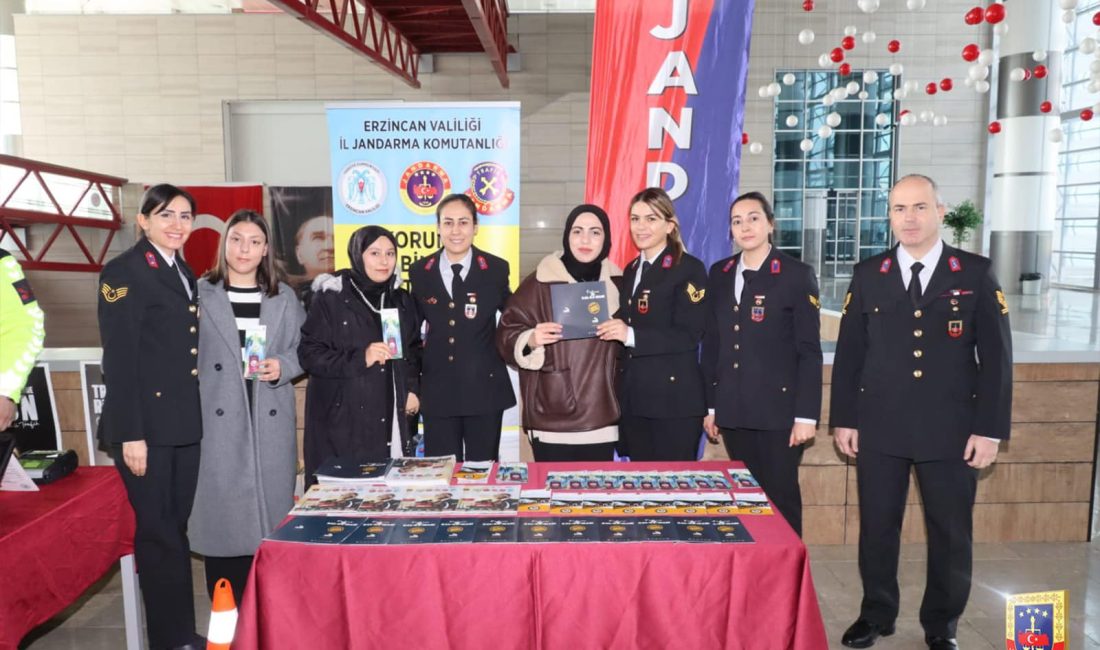 Erzincan İl Jandarma Komutanlığı tarafından Jandarma Tanıtım Günü etkinliği düzenlendi.